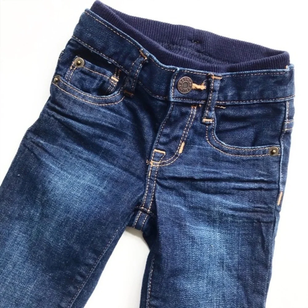 BABygap lined pull up dark wash jeans EUC 3-6m